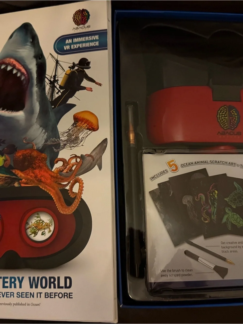 Stem Virtual Reality Oceans! Interactive VR Kit with Red Goggles
